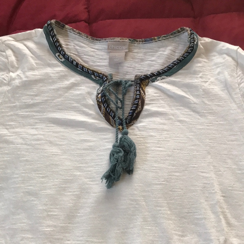 Chicos size 1 slub knit 3/4 sleeve with tie-neck and trim